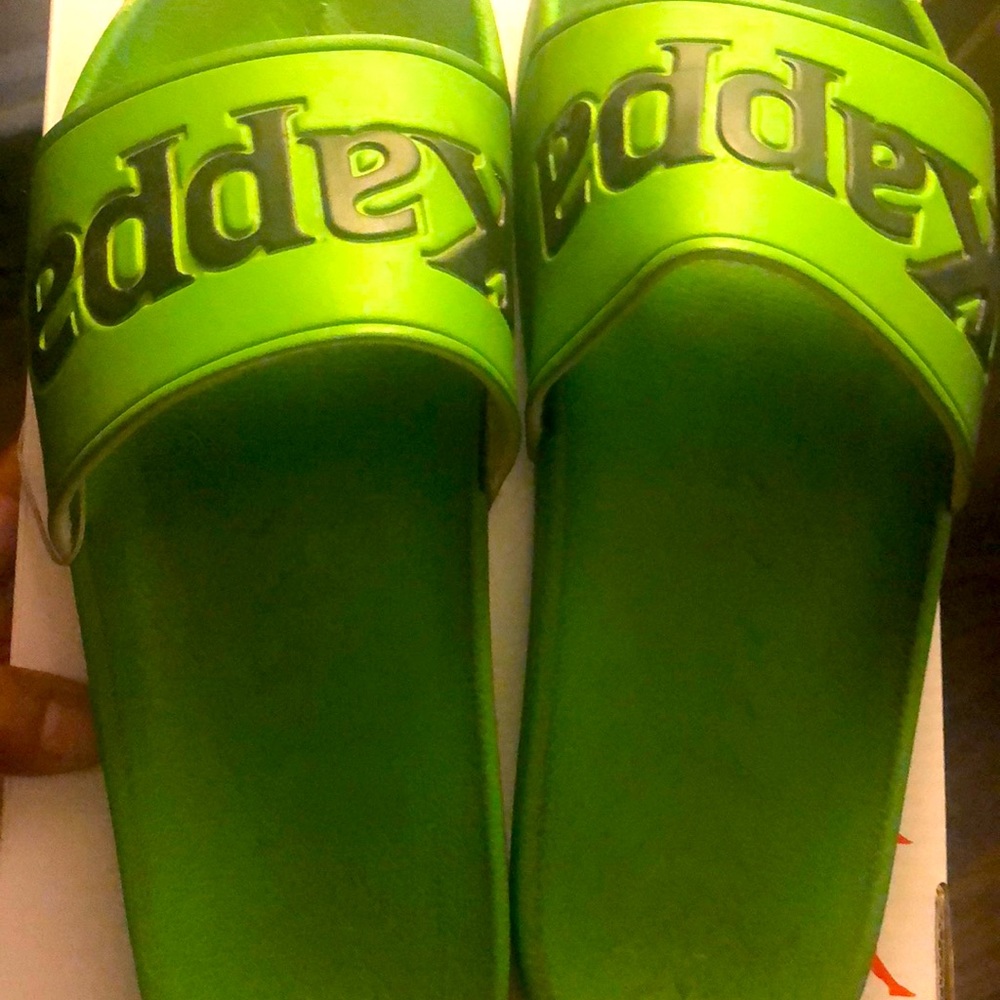 Kappa slippers